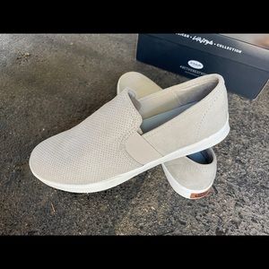 NWT Dr Scholl’s Greige Luna sneakers